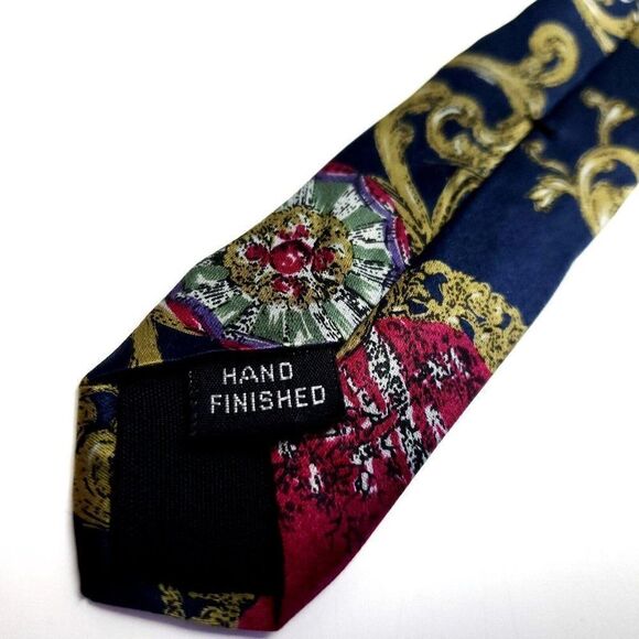 Chukkers Tiesmiths Silk Tie Red Floral‎ Short Wide Hand Finished - Picture 5 of 6